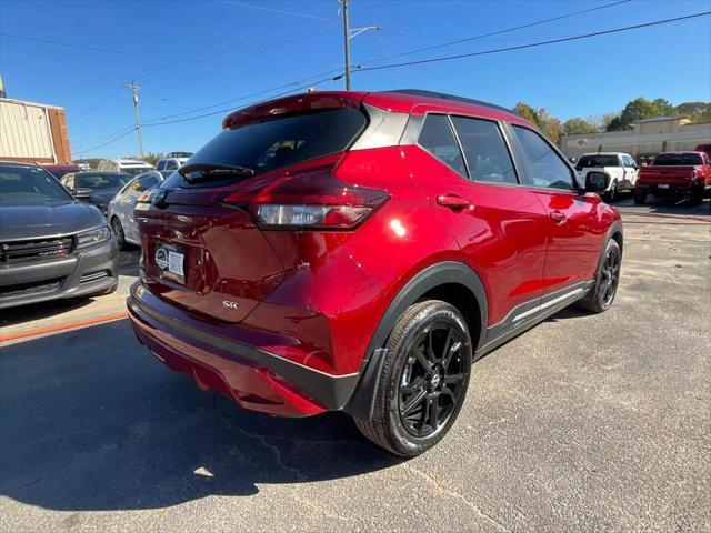 2023 nissan kicks sr