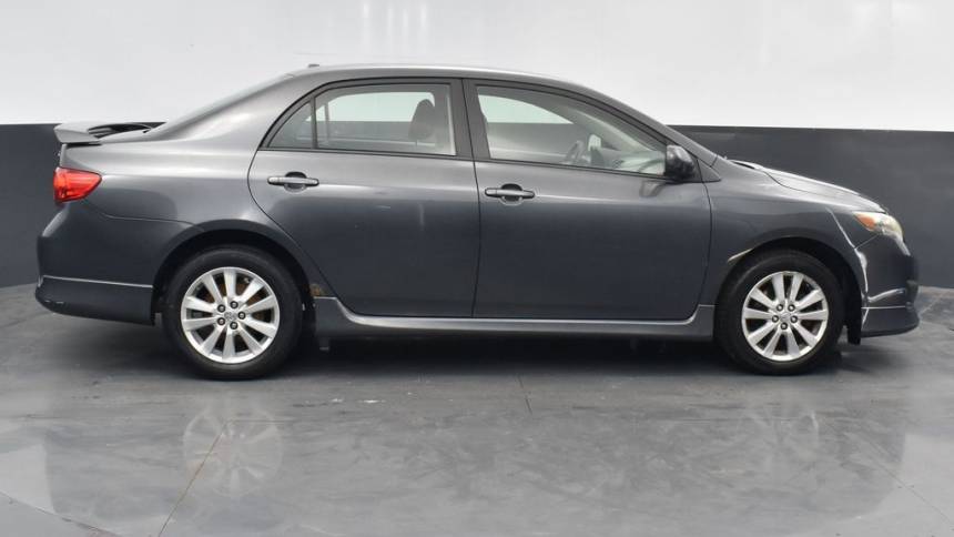 2010 toyota corolla base