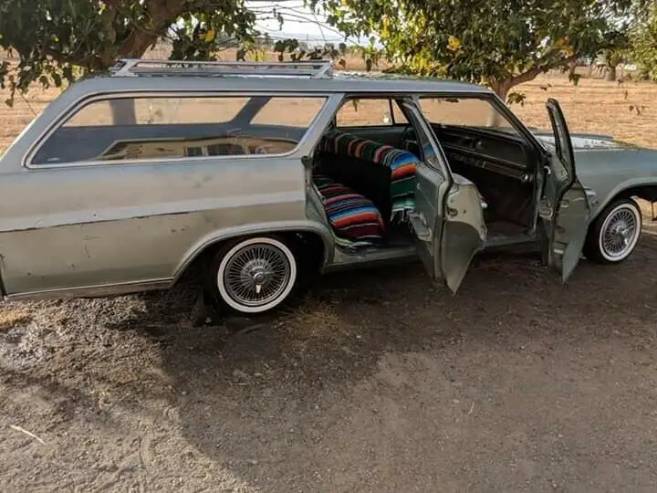 1965 chevrolet impala wagon green rwd automatic all power,options