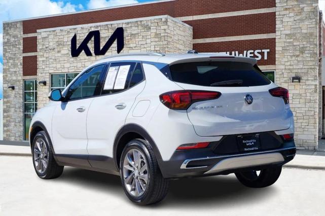 2022 buick encore gx essence