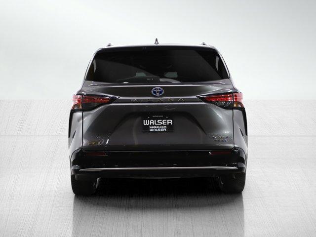 2021 toyota sienna platinum 7 passenger