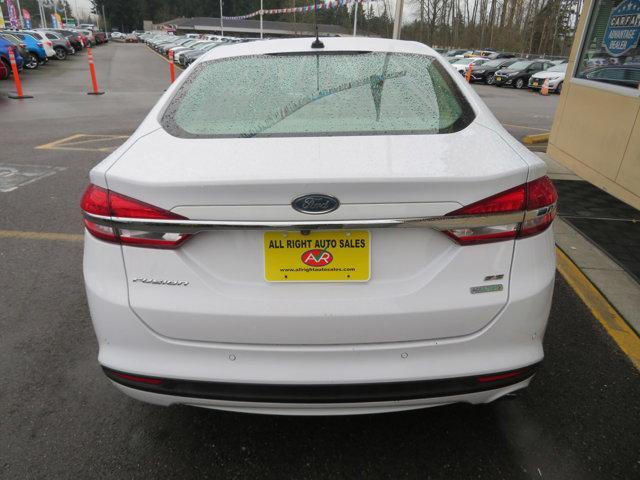 2017 ford fusion se