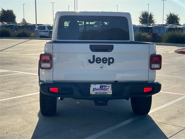 2024 jeep gladiator sport s