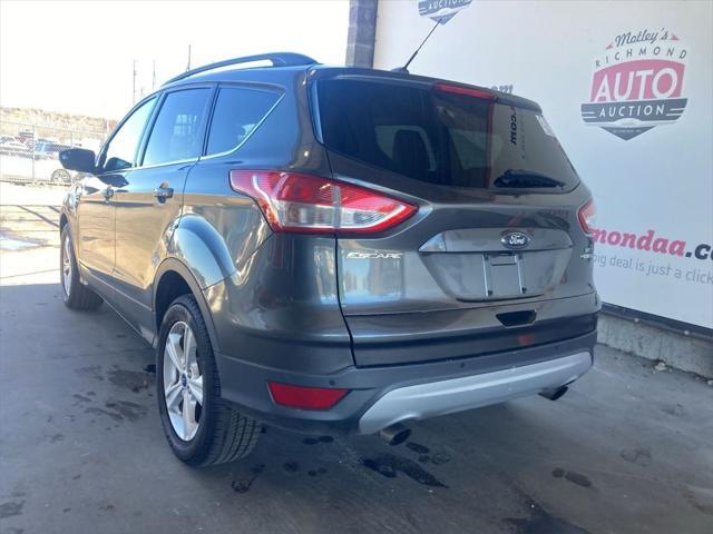 2015 ford escape se