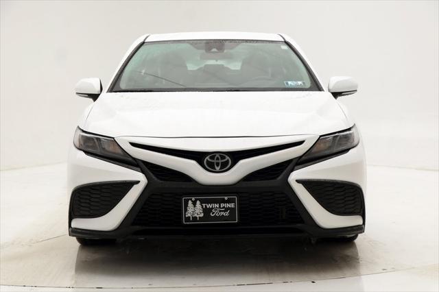 2024 toyota camry se