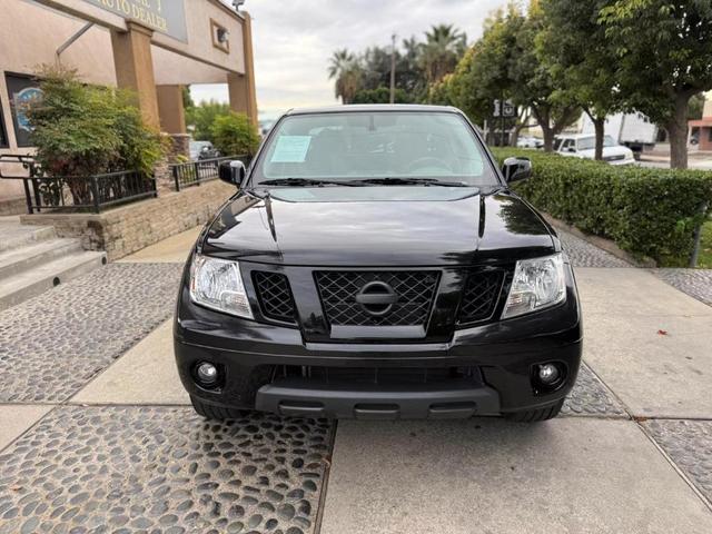 2020 nissan frontier sv