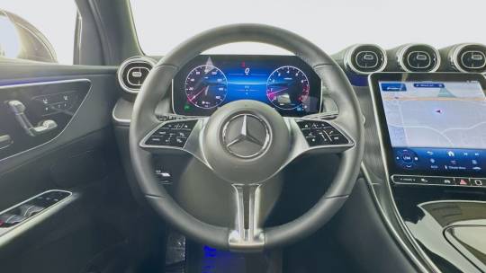 2025 Mercedes-Benz GLC
