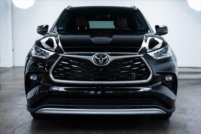 2021 toyota highlander platinum