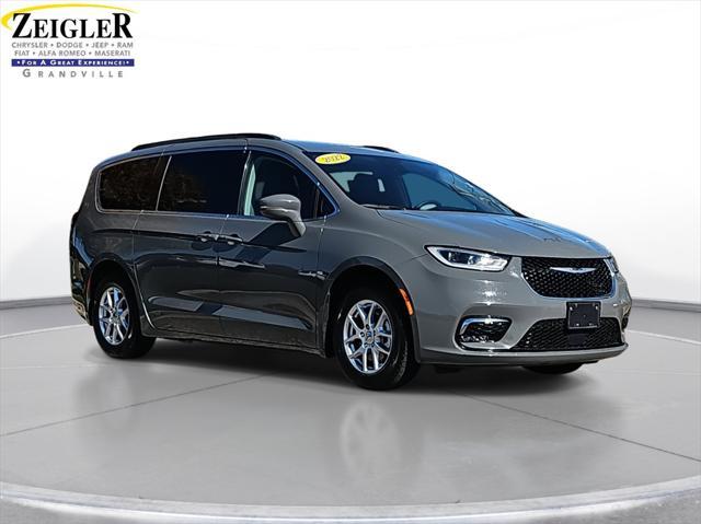 2022 chrysler pacifica touring l
