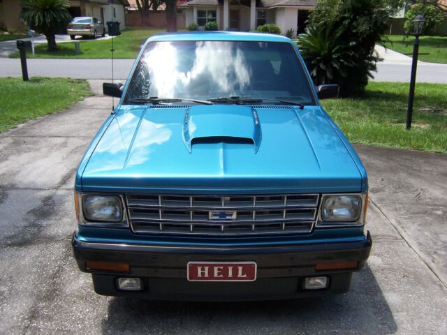 1987 chevy s-10 truck