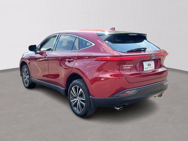 2023 toyota venza le