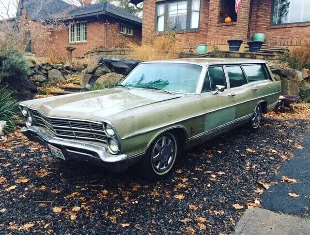 1967 ford country sedan 6 passenger station wagon 390