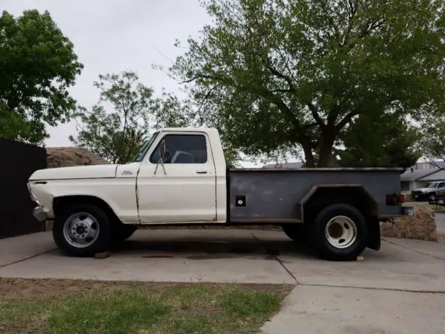 1978 ford f350, dually custom,400 engine,power steering,disc brakes, ac