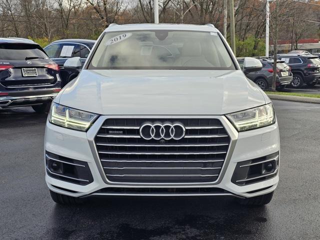 2019 audi q7 55 premium plus