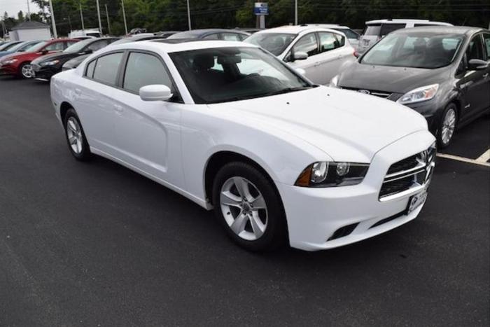2014 dodge charger sxt sxt 4dr sedan for sale in narragansett, rhode island