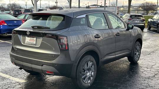 2025 Nissan Kicks