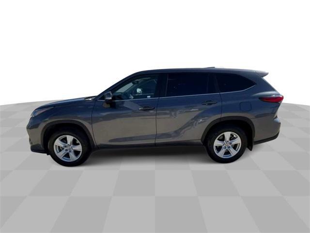 2023 toyota highlander l