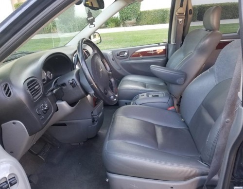 2007 chrysler town country limited for sale in california by owner