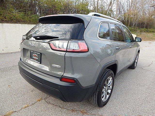 2020 jeep cherokee latitude plus