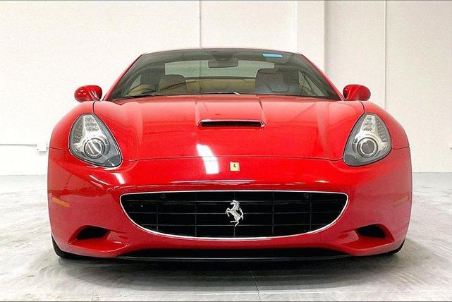 2011 ferrari california base