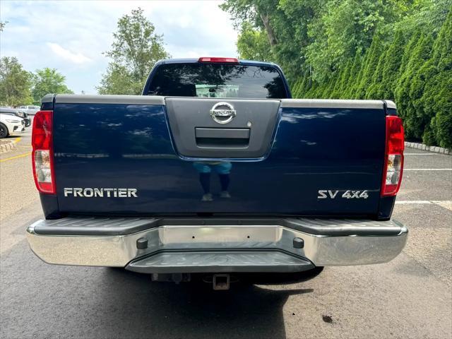 2011 nissan frontier sv