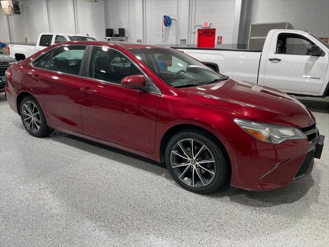 2016 toyota camry xse