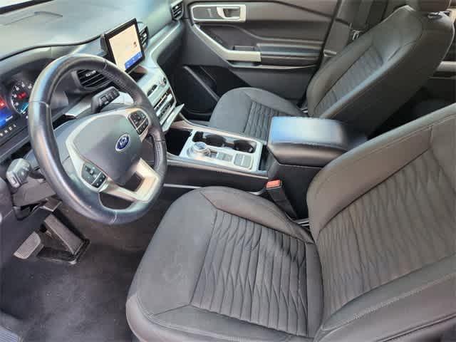 2021 ford explorer xlt