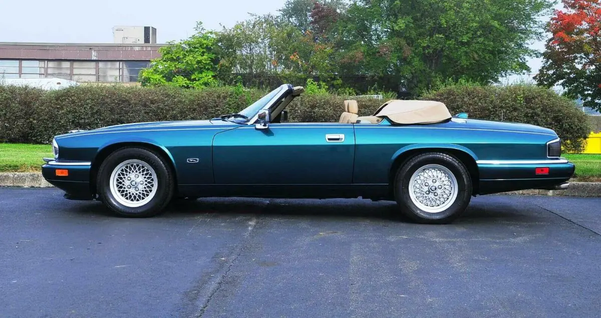 convertible 2+2 clean runs great low miles rare serviced regularly must sell