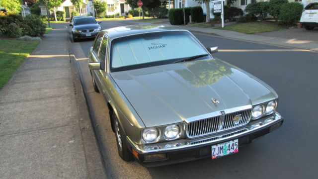 1988 jaguar xj40 vanden plas