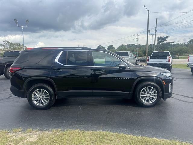 2023 chevrolet traverse lt leather