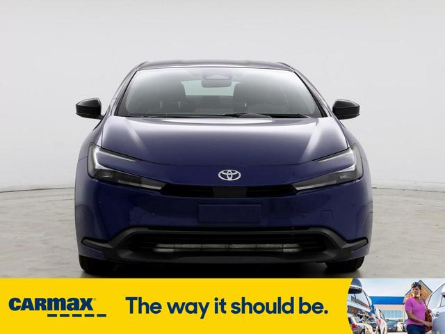 2023 toyota prius le