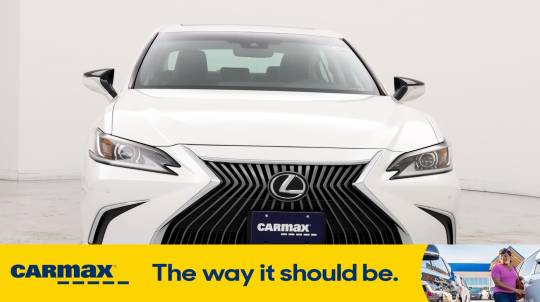 2019 Lexus ES