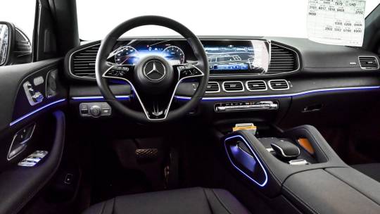 2025 Mercedes-Benz GLS