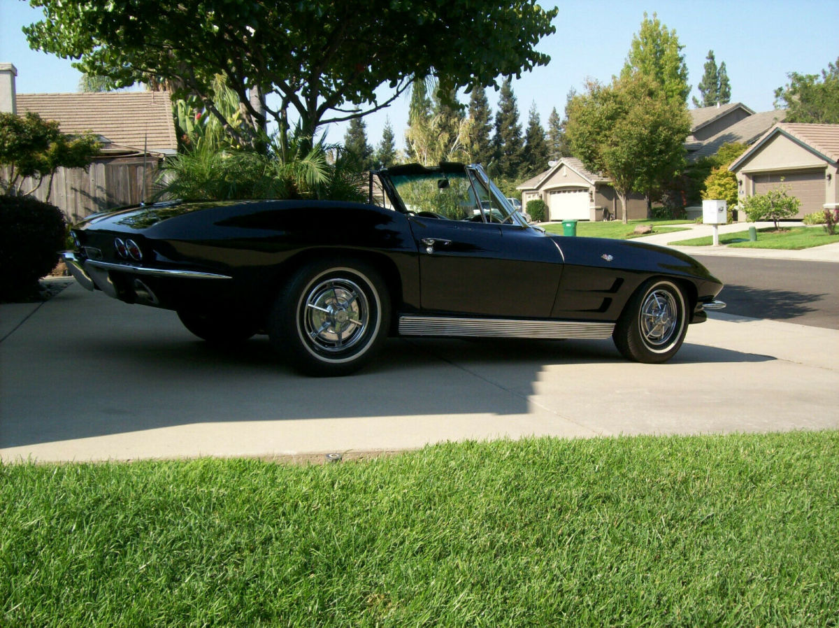 1963 chevrolet corvette - roadster black on black stingray