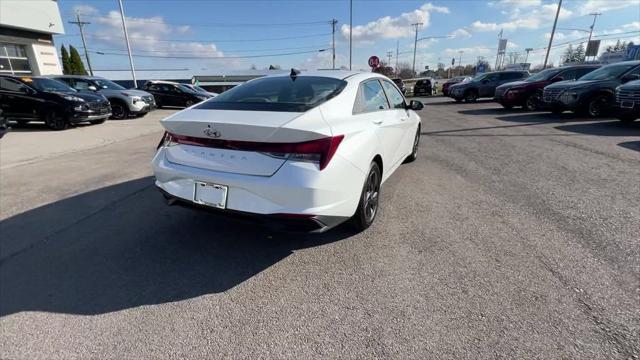 2022 hyundai elantra sel
