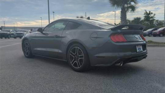 2022 ford mustang ecoboost