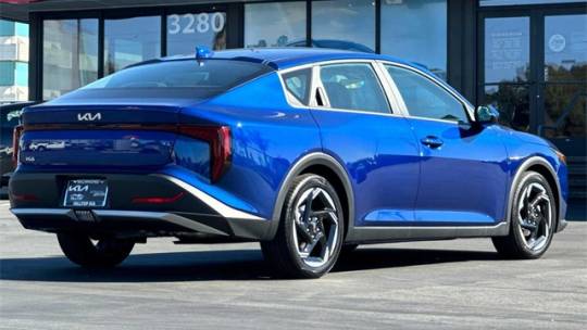 2025 Kia K4