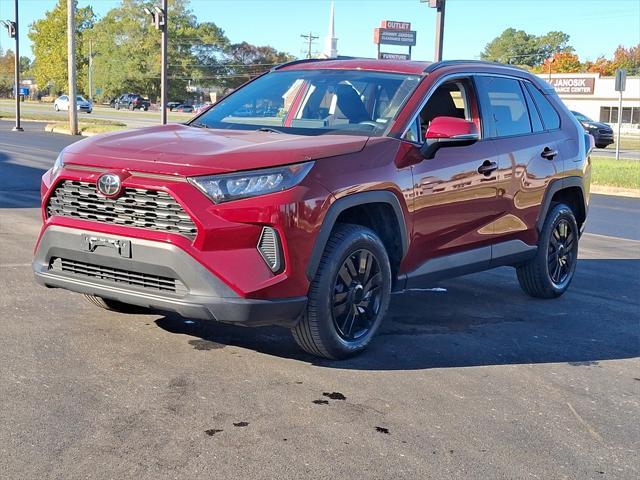 2019 toyota rav4 le