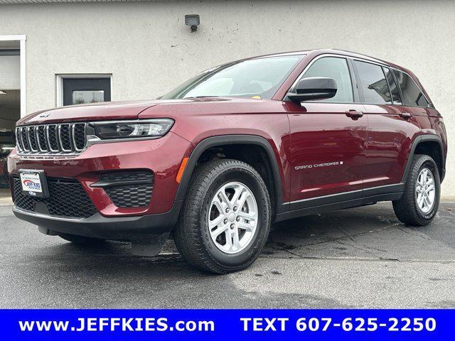 2023 jeep grand cherokee laredo