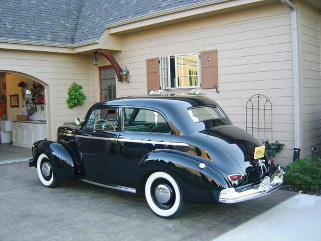1942 studebaker champion deluxe 2 door sedan. rare pre-war vehicle