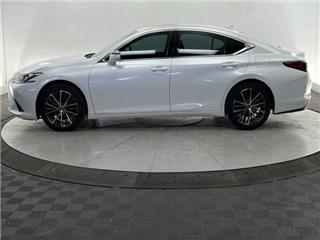 2022 Lexus ES base