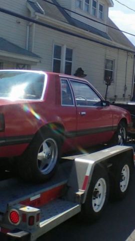 1982 ford mustang base hatchback 2-door 2.3l