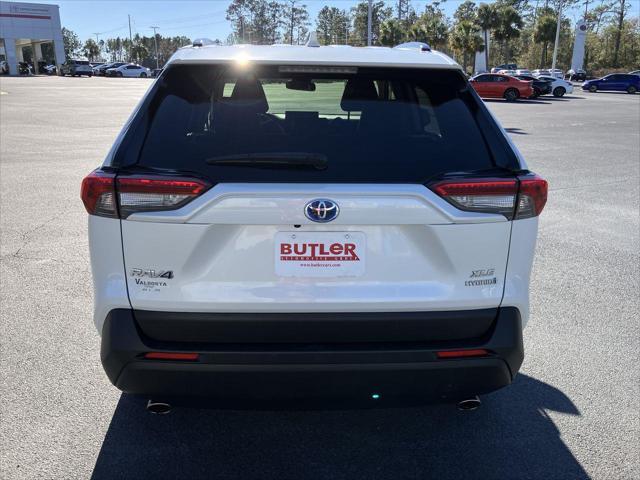 2022 toyota rav4 hybrid xle premium