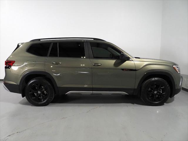 2024 volkswagen atlas 2.0t se w/technology 4motion
