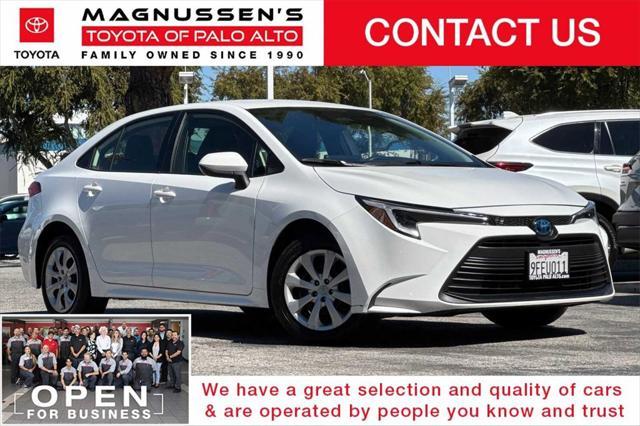 2023 toyota corolla hybrid le