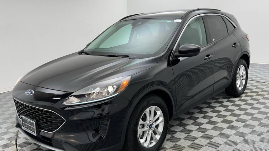 2021 ford escape hybrid se