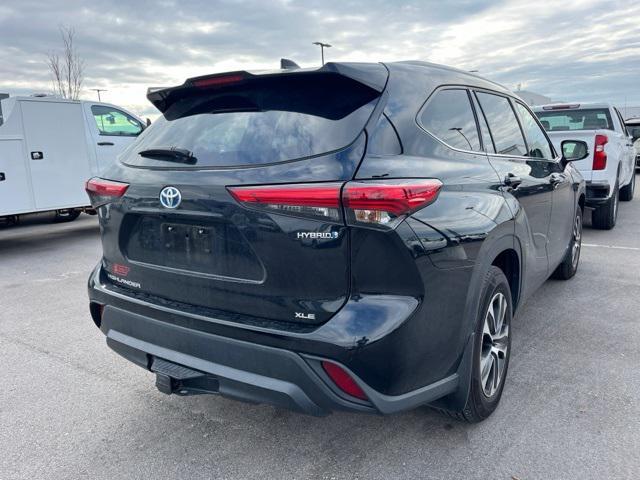 2022 toyota highlander hybrid xle