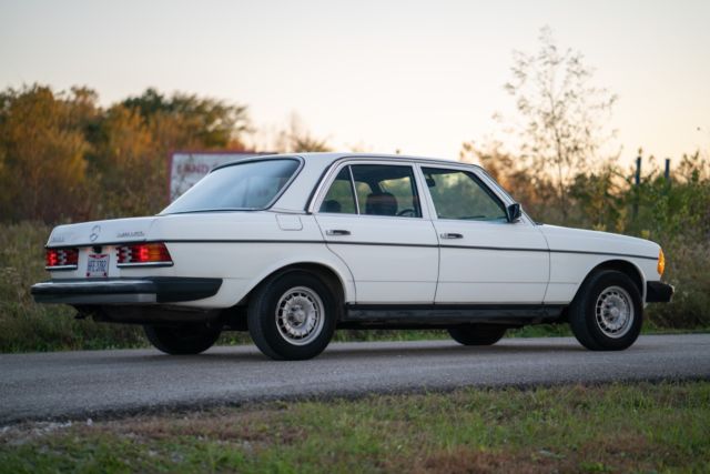 1983 mercedes-benz 300d w123 turbodiesel sedan
