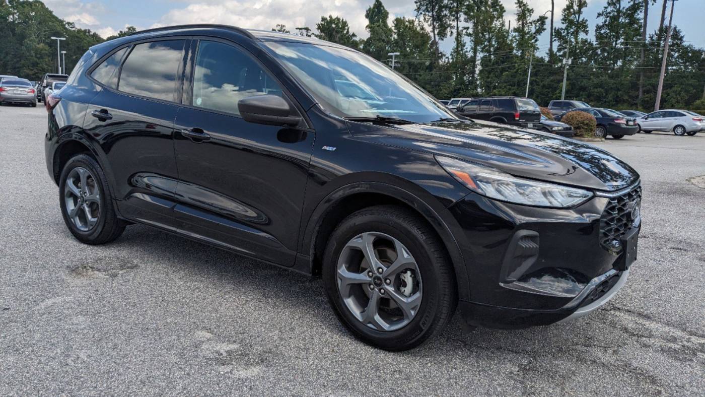2023 ford escape st-line