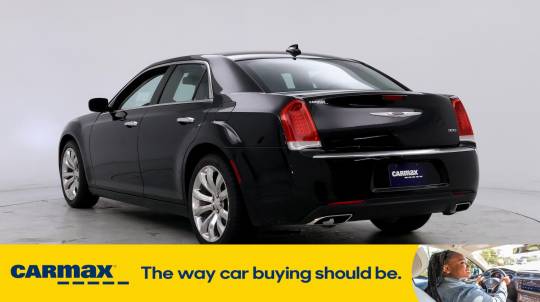 2019 Chrysler 300